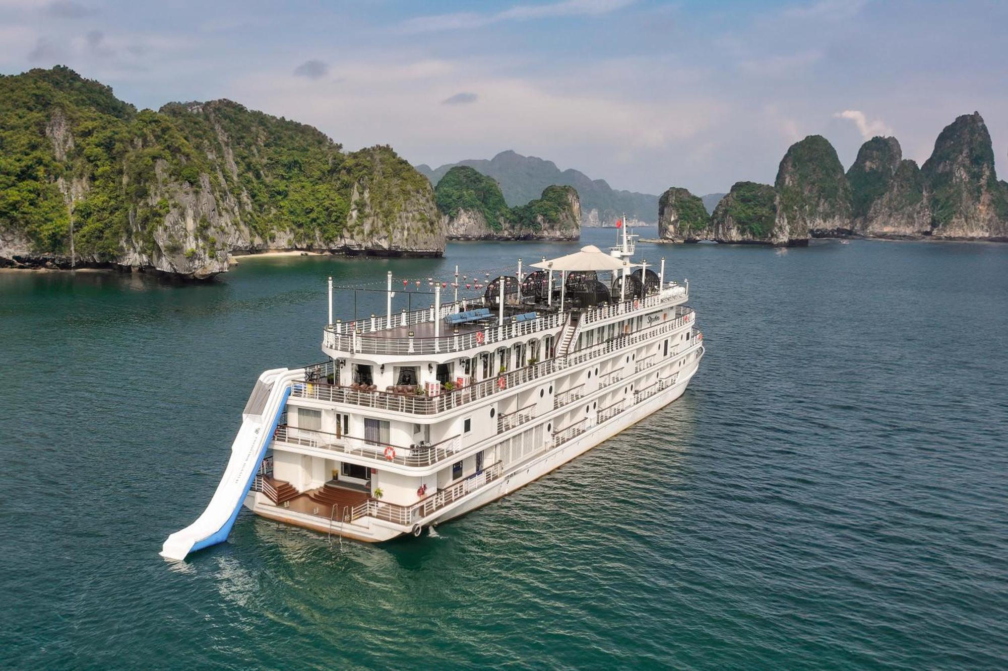 Ambassador Signature Cruise - Lan Ha Bay Hotel Ha Long Exterior photo